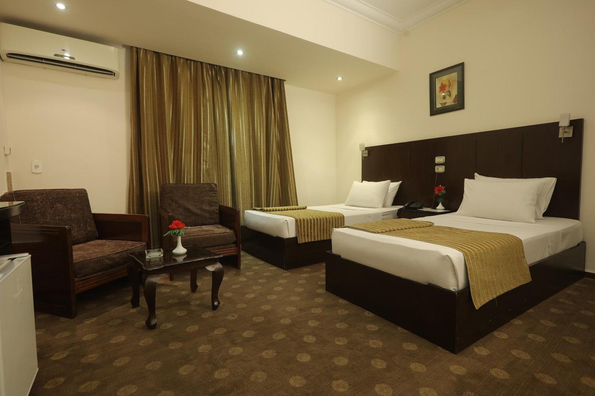 Aura Inn Hotel Cairo Giza Buitenkant foto