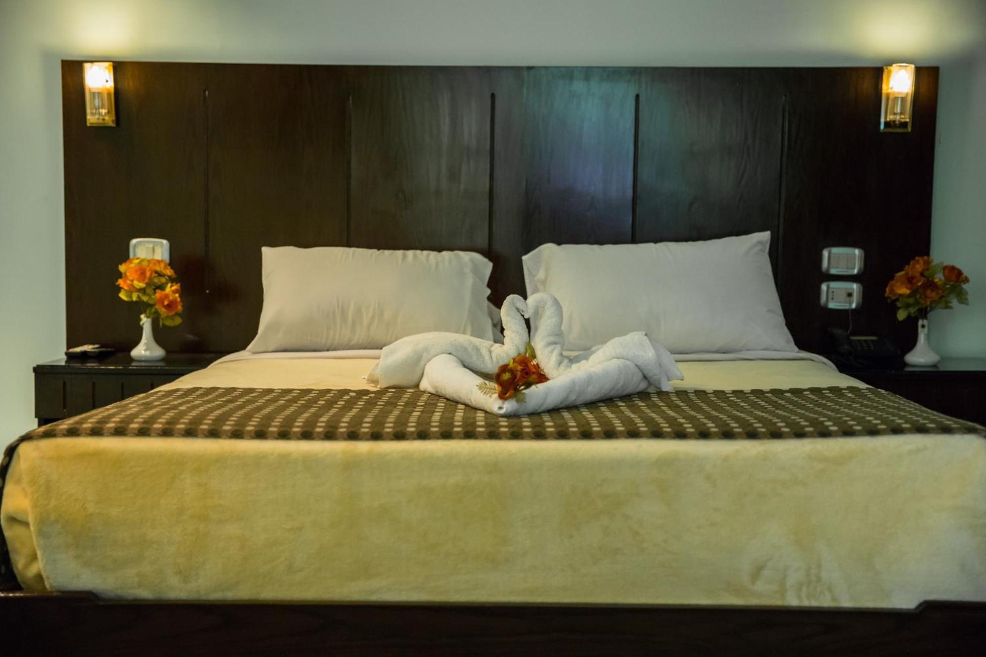 Aura Inn Hotel Cairo Giza Buitenkant foto