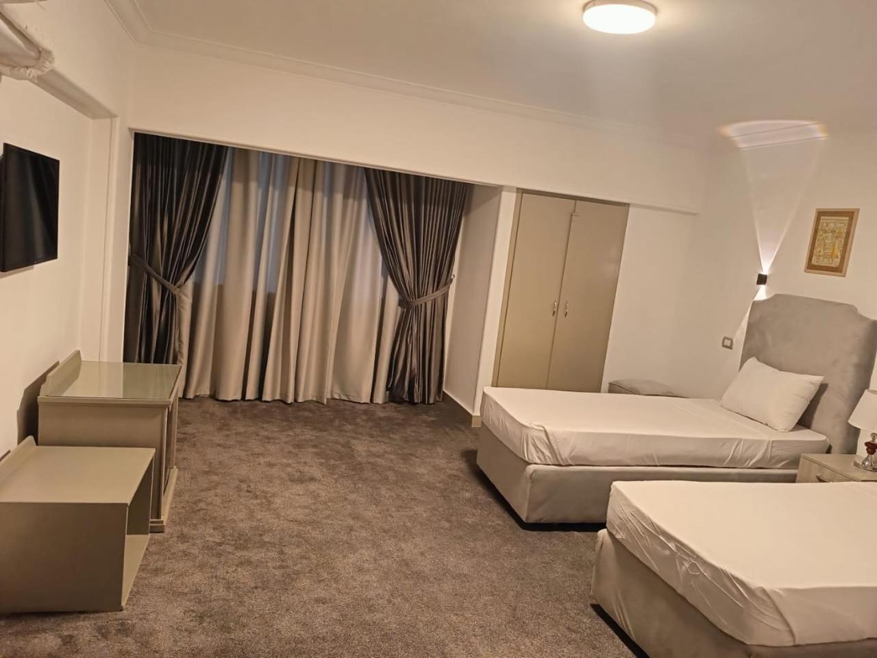 Aura Inn Hotel Cairo Giza Buitenkant foto