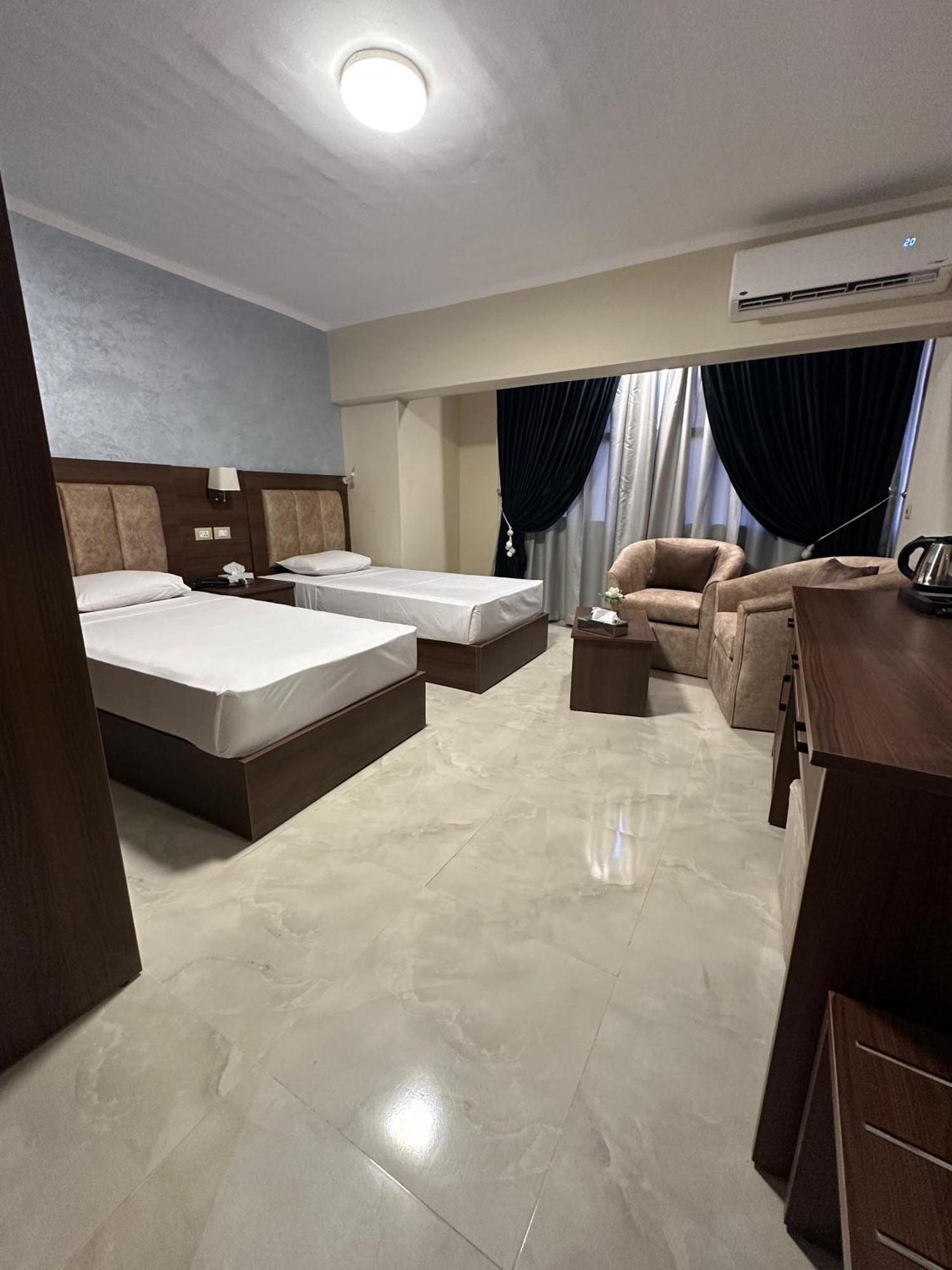 Aura Inn Hotel Cairo Giza Buitenkant foto